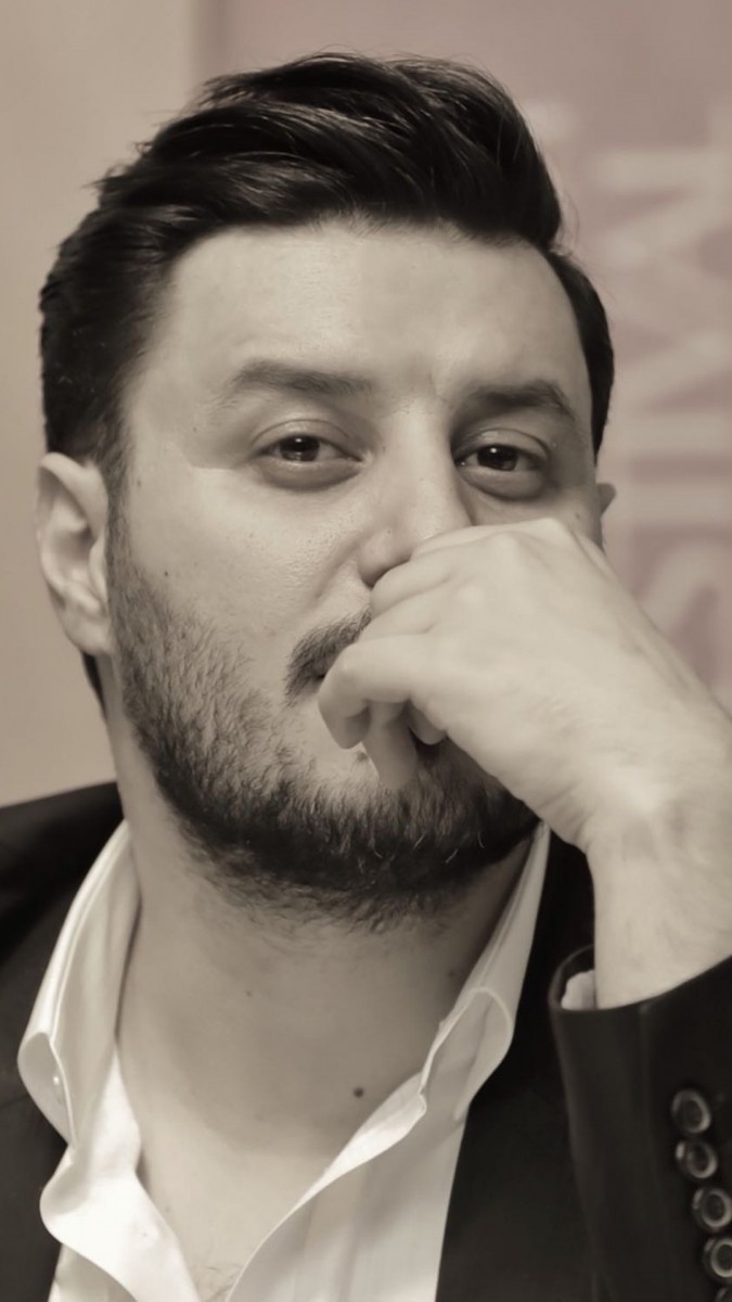 جواد عزتی-بازیگر ایرانی